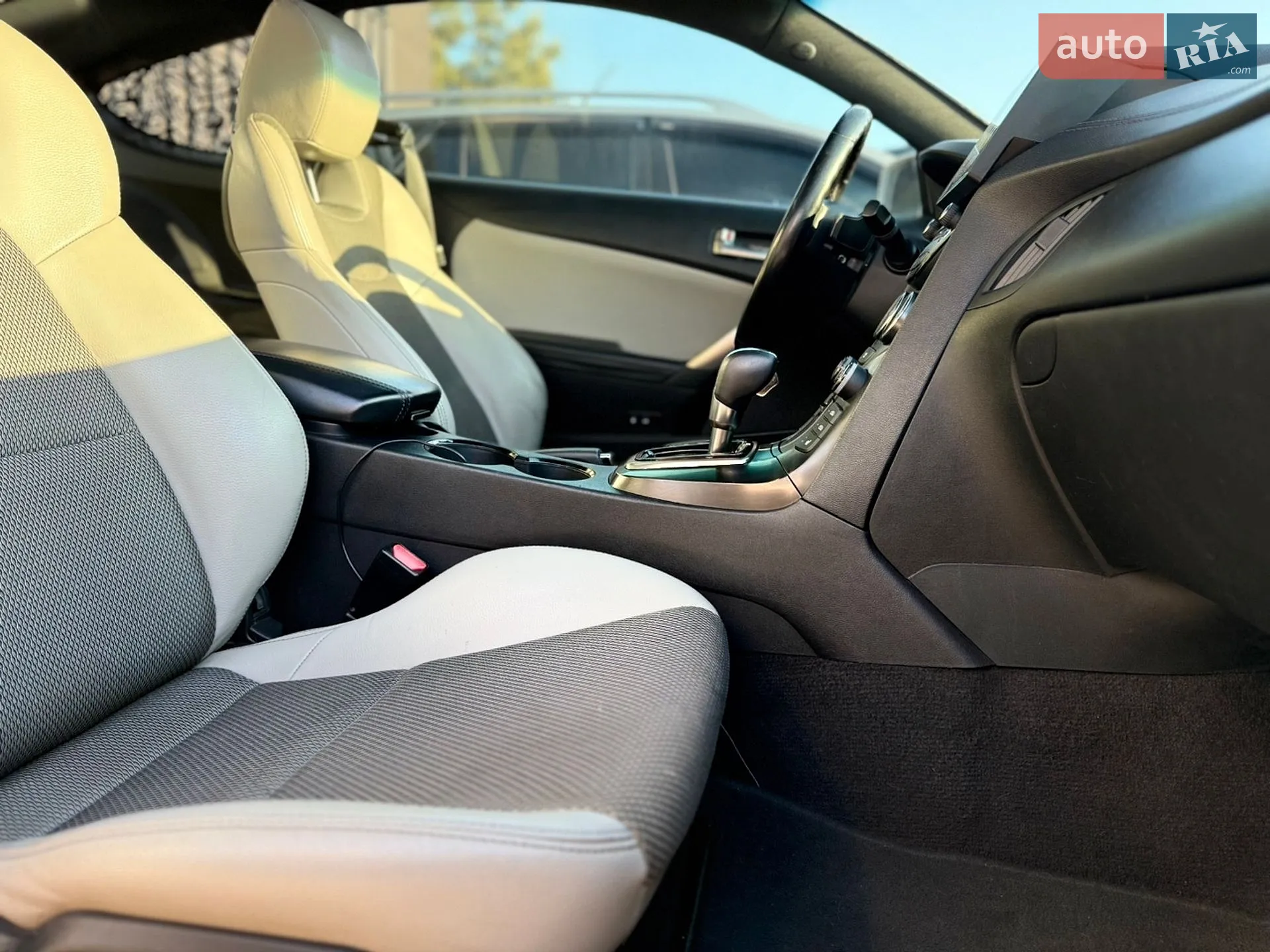 Hyundai Genesis Coupe 2012 VIN KMHHT6KD1DU096700 фото оголошення 26 з 46