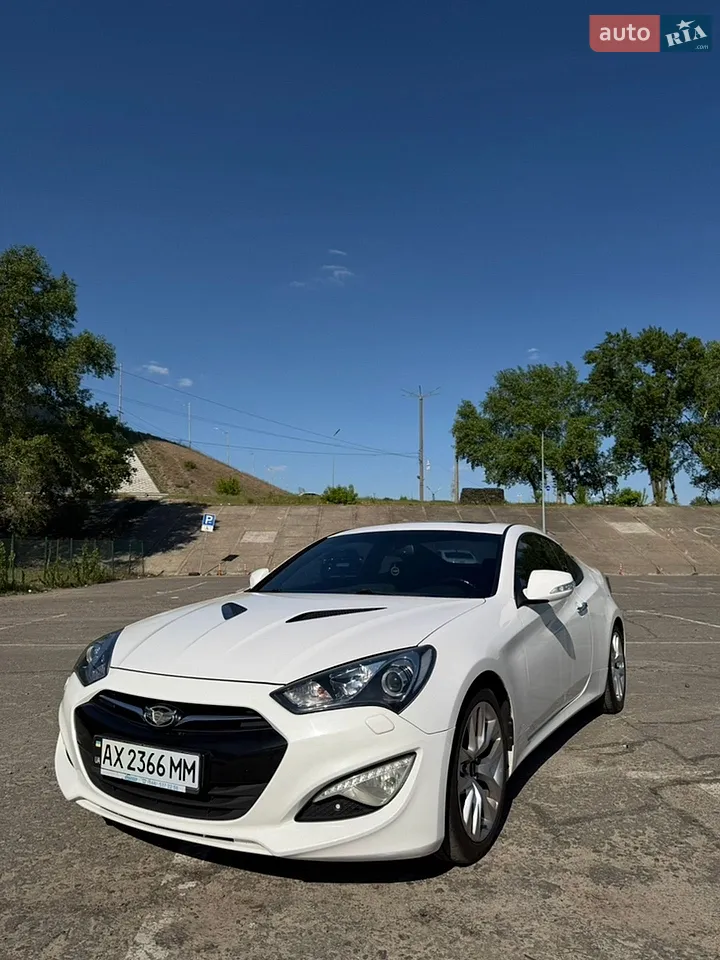 2011 Hyundai Genesis Coupe - мініатюра 16