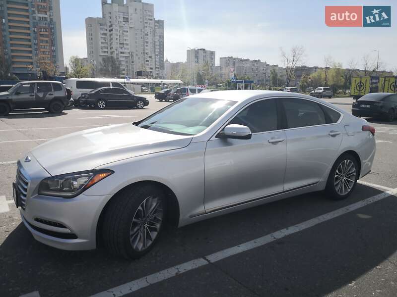 Седан Hyundai Genesis 2014 в Києві