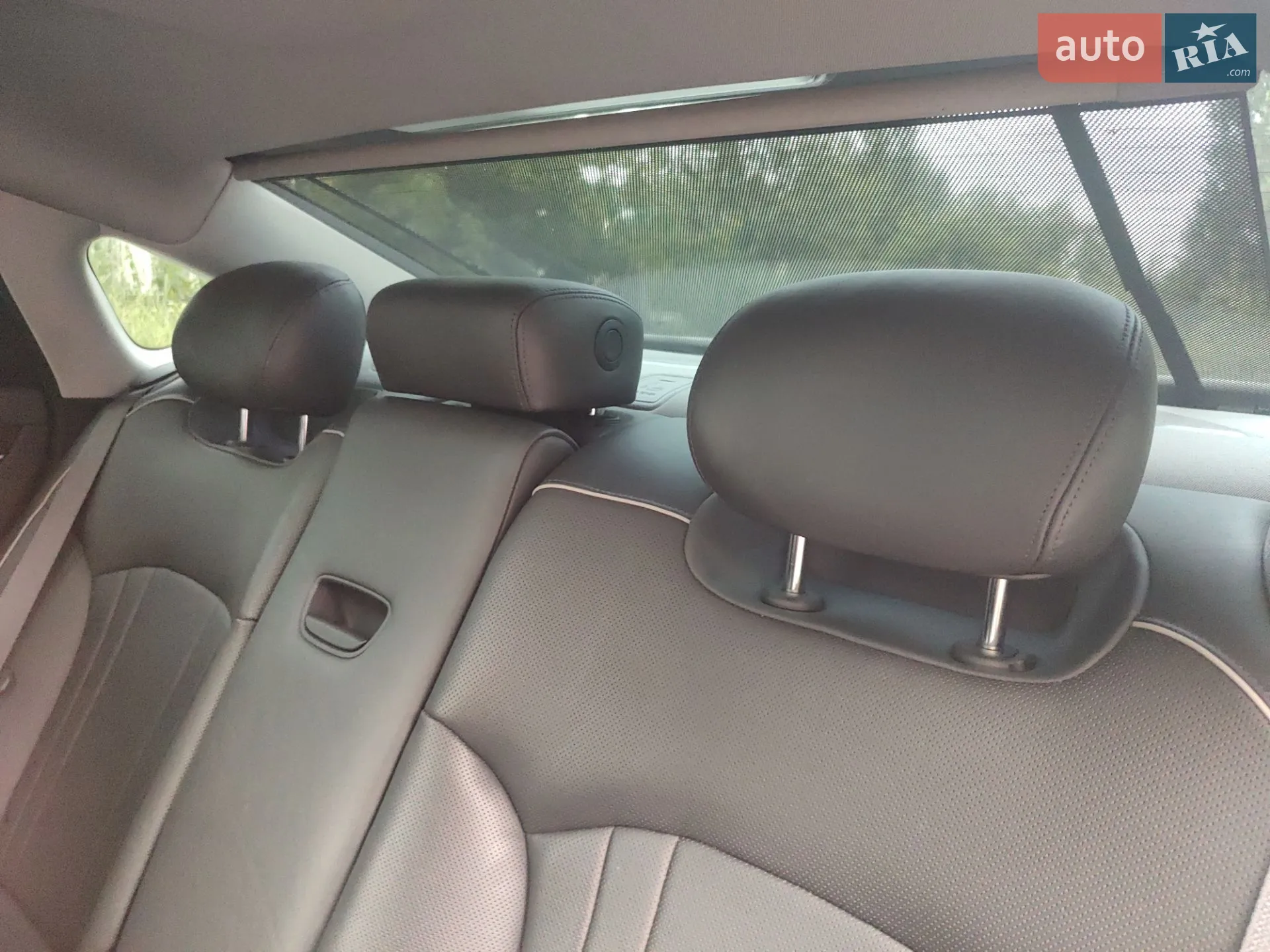 2015 Hyundai Genesis - мініатюра 12
