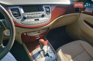 Седан Hyundai Genesis 2013 в Киеве