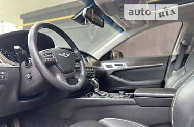 Седан Hyundai Genesis 2014 в Тернополе