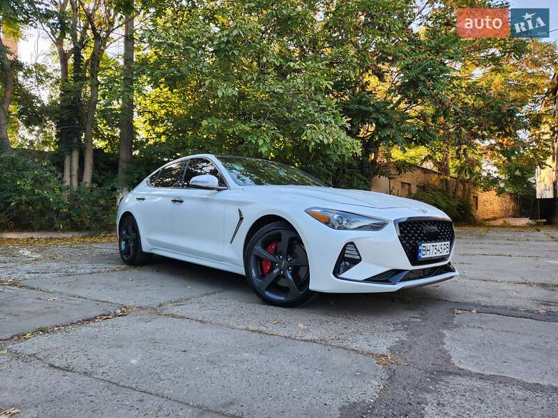 Hyundai Genesis 2020