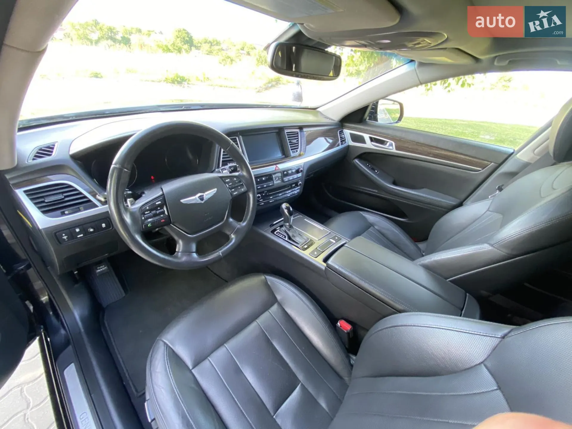 2015 Hyundai Genesis - мініатюра 33