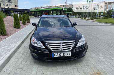 Седан Hyundai Genesis 2009 в Черкасах