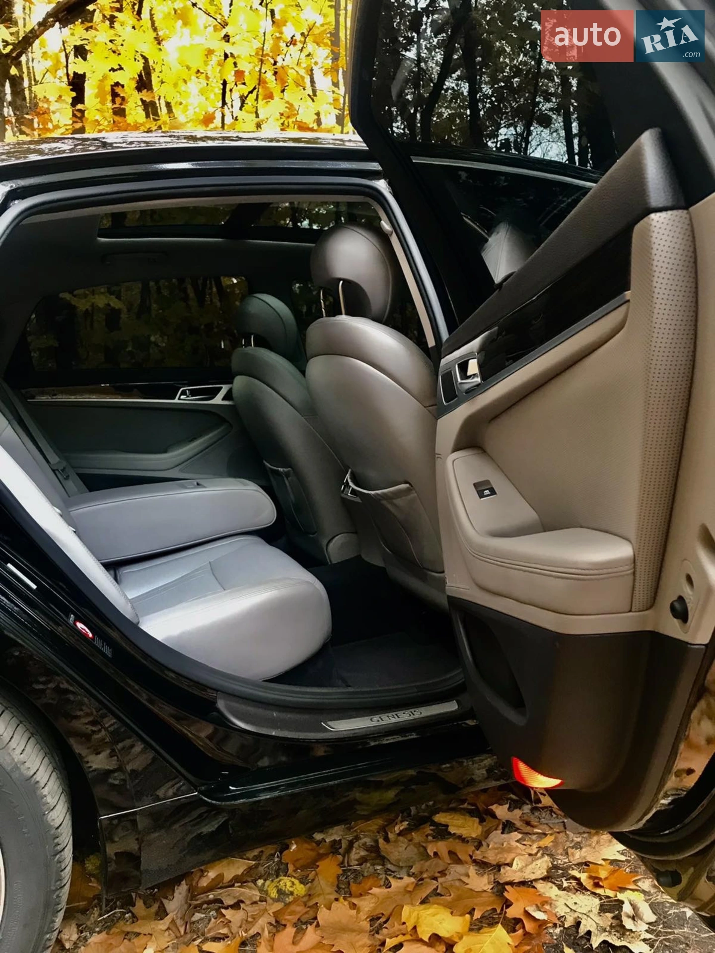 2014 Hyundai Genesis - мініатюра 9
