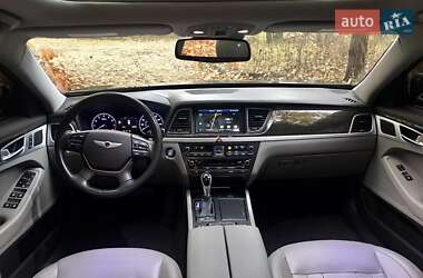 Седан Hyundai Genesis 2014 в Черкассах
