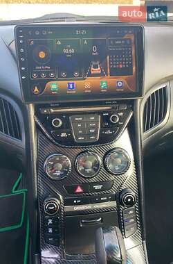 Купе Hyundai Genesis 2012 в 