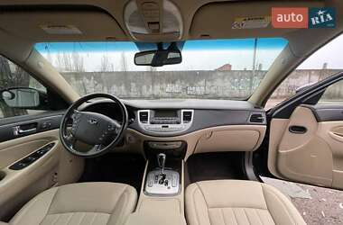 Седан Hyundai Genesis 2008 в 