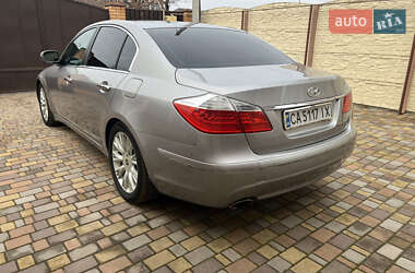 Седан Hyundai Genesis 2009 в Чернігові