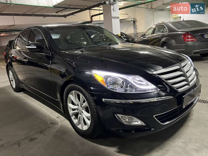 Седан Hyundai Genesis 2013 в Киеве