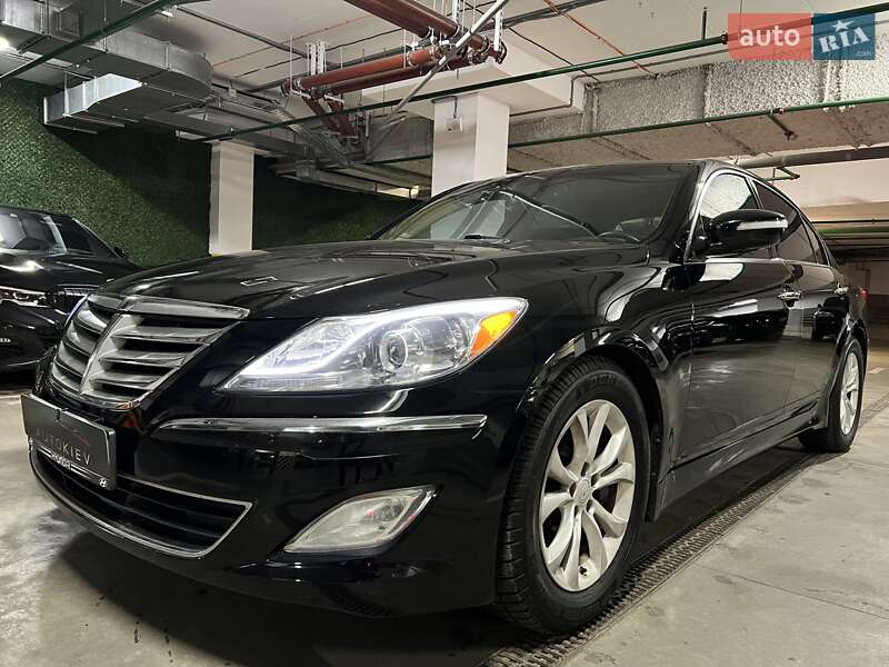 Седан Hyundai Genesis 2013 в Киеве