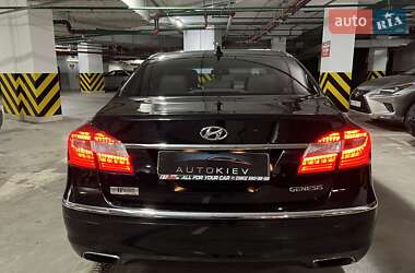 Седан Hyundai Genesis 2013 в Києві