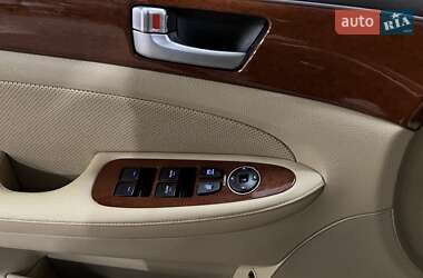 Седан Hyundai Genesis 2013 в 