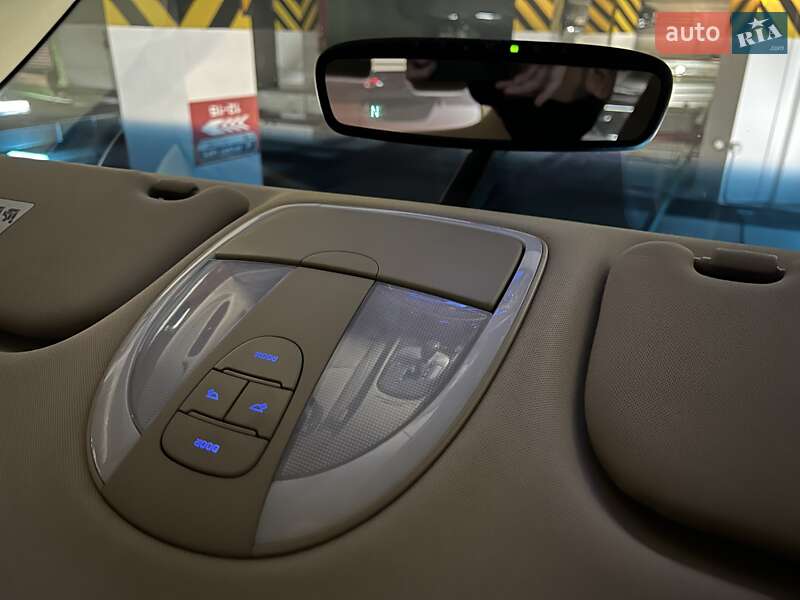 Седан Hyundai Genesis 2013 в Киеве