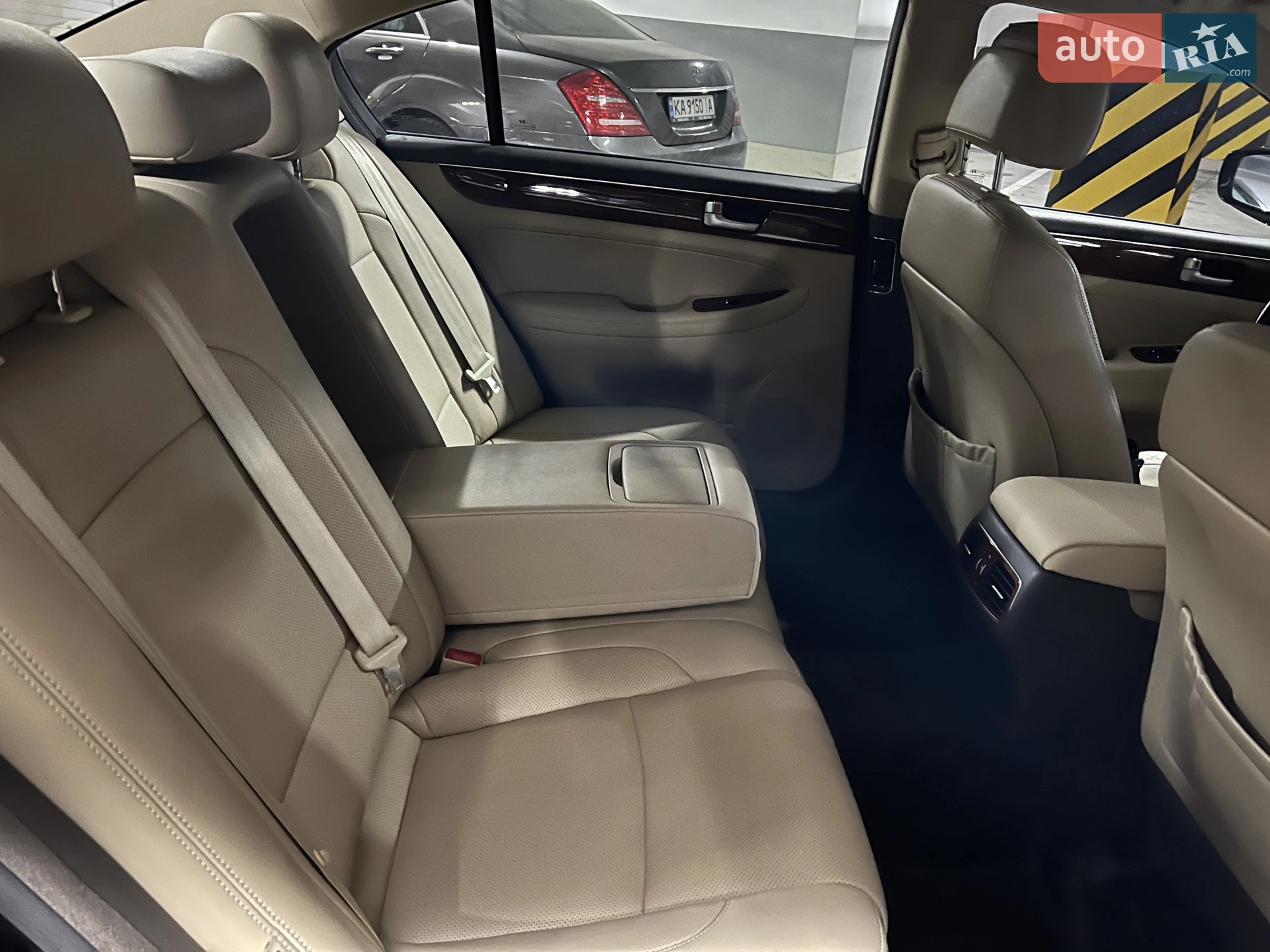 2013 Hyundai Genesis - мініатюра 46
