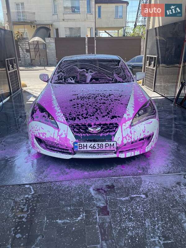 Купе Hyundai Genesis 2011 в Одессе
