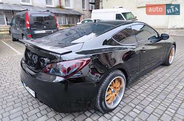 Купе Hyundai Genesis 2011 в 