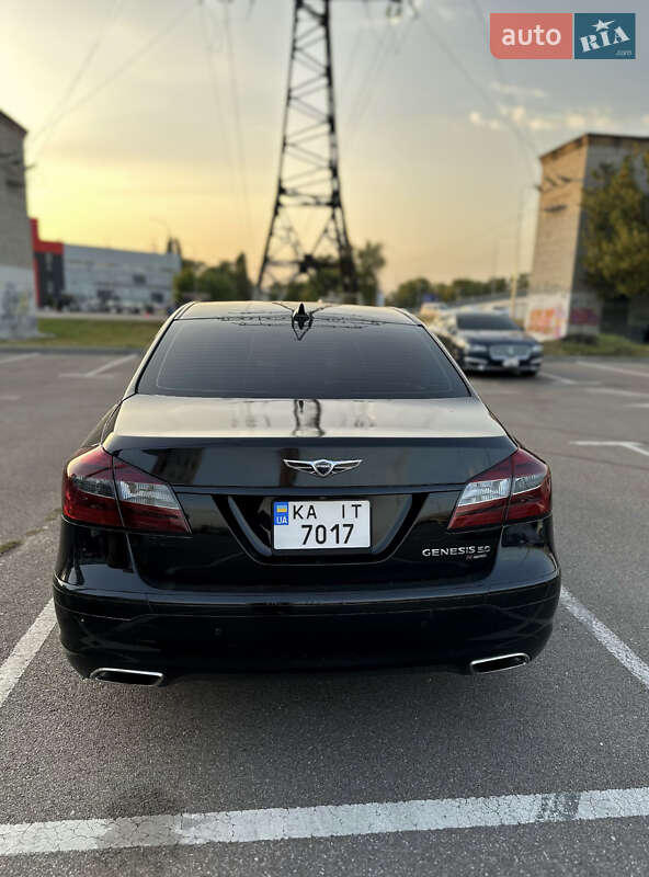 Седан Hyundai Genesis 2011 в Киеве