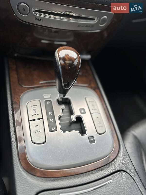 Седан Hyundai Genesis 2008 в Киеве