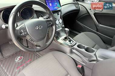Купе Hyundai Genesis 2013 в 