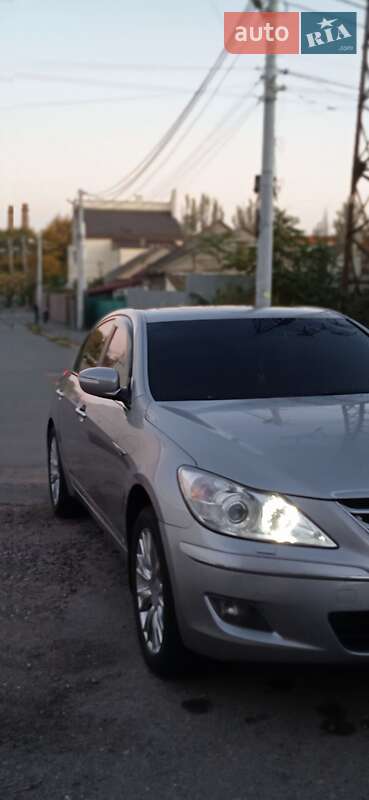 Седан Hyundai Genesis 2008 в Одессе фото 9 Седан Hyundai Genesis 2008 в Одессе