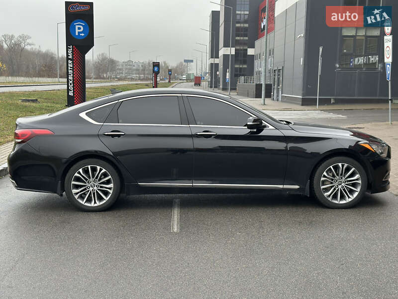 Седан Hyundai Genesis 2015 в Киеве