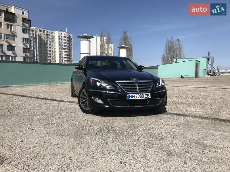 Hyundai Genesis 2013
