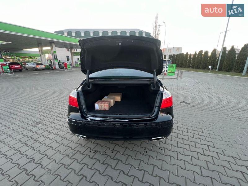 Седан Hyundai Genesis 2008 в Киеве