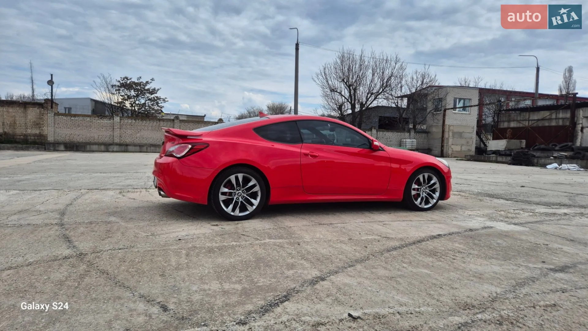 2013 Hyundai Genesis - мініатюра 4