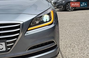 Седан Hyundai Genesis 2015 в Житомире