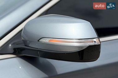 Седан Hyundai Genesis 2015 в Житомире