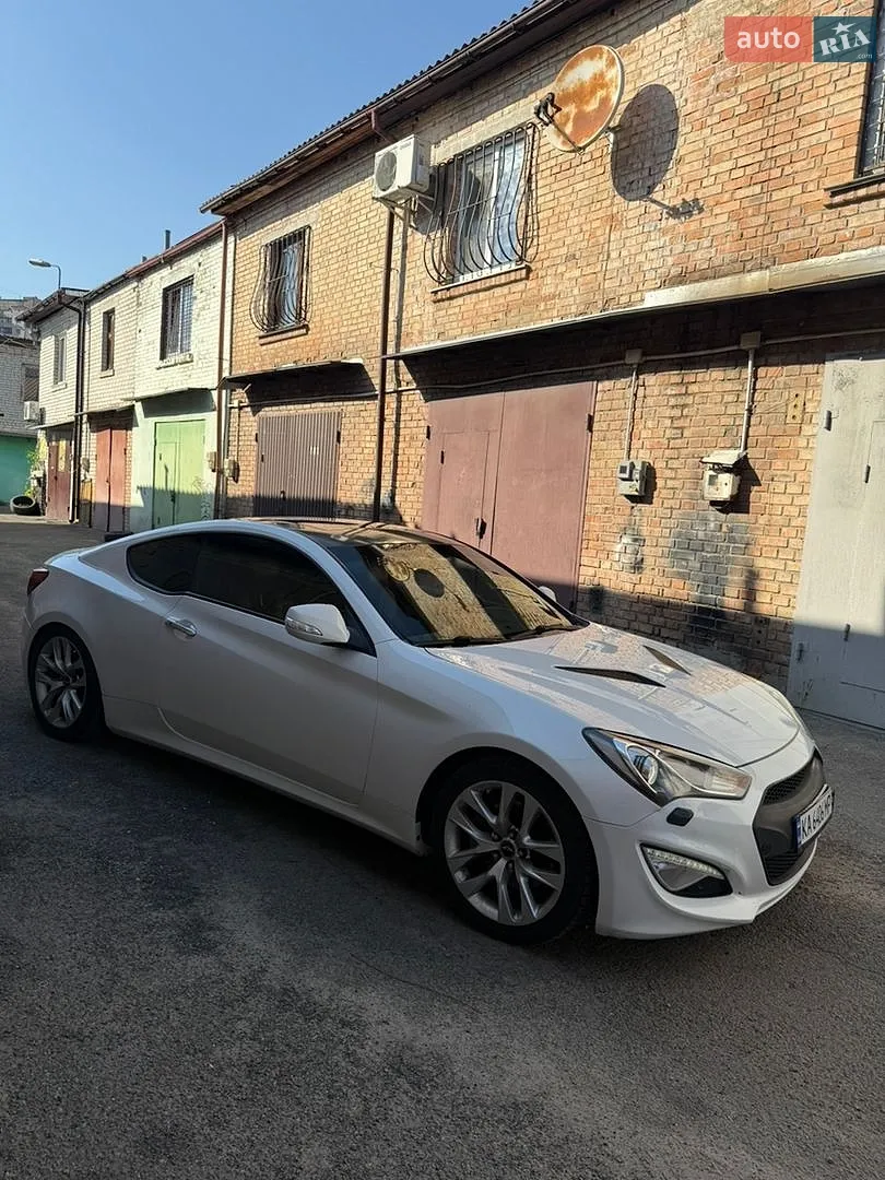2013 Hyundai Genesis - мініатюра 12