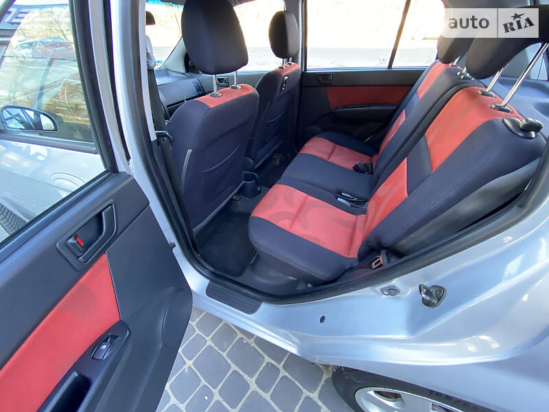 Хэтчбек Hyundai Getz 2005 в Каменском фото 7 Хэтчбек Hyundai Getz 2005 в Каменском