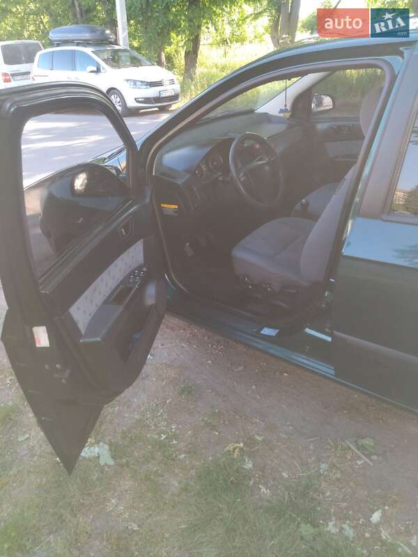 Хэтчбек Hyundai Getz 2003 в Ивано-Франковске