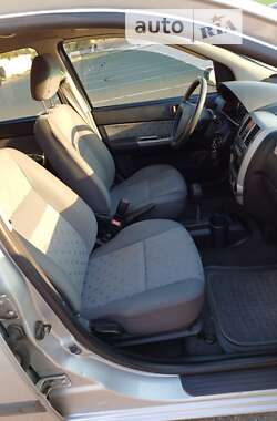 Хэтчбек Hyundai Getz 2005 в 