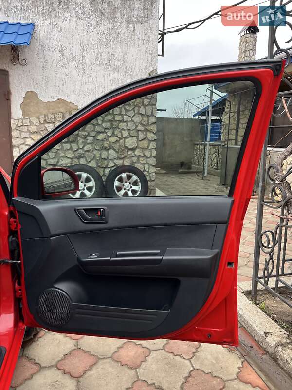 Хэтчбек Hyundai Getz 2010 в Новой Одессе