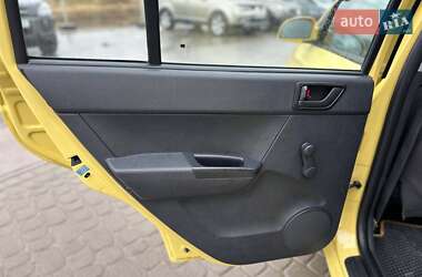 Хэтчбек Hyundai Getz 2010 в 
