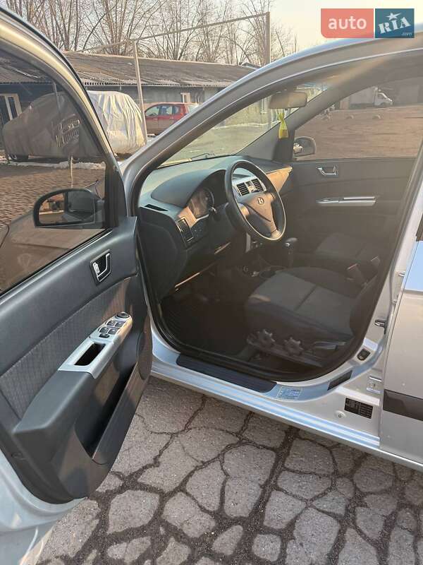 Хэтчбек Hyundai Getz 2006 в Кривом Роге