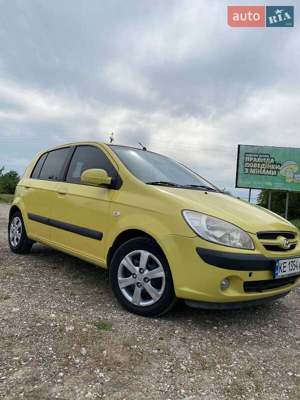 Хэтчбек Hyundai Getz 2006 в Вольногорске