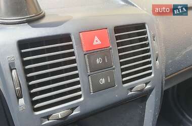 Хэтчбек Hyundai Getz 2004 в 