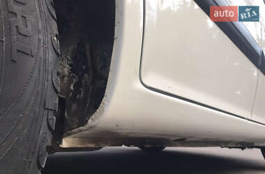 Хэтчбек Hyundai Getz 2011 в 