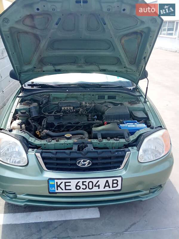 Хэтчбек Hyundai Getz 2003 в Днепре