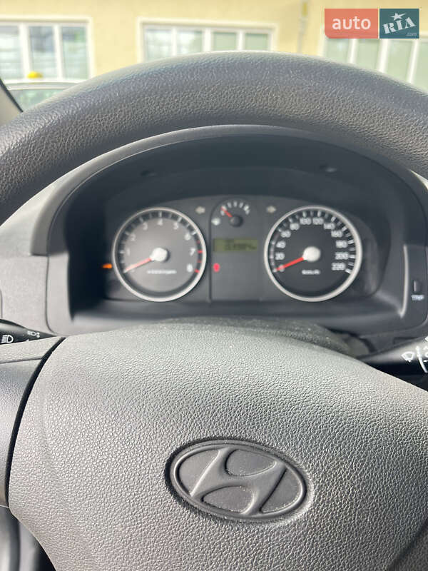 Хэтчбек Hyundai Getz 2010 в Киеве