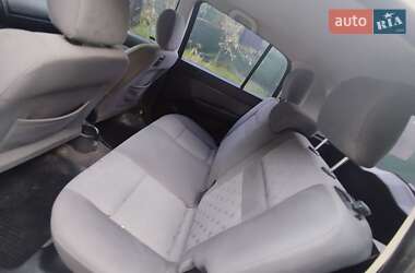 Хэтчбек Hyundai Getz 2004 в 