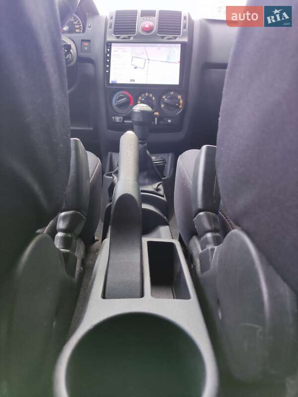 Хэтчбек Hyundai Getz 2007 в Черновцах