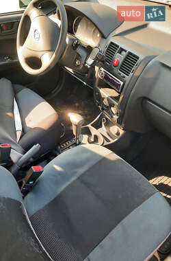 Хэтчбек Hyundai Getz 2010 в 