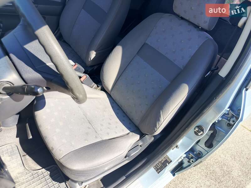 Хэтчбек Hyundai Getz 2004 в Днепре