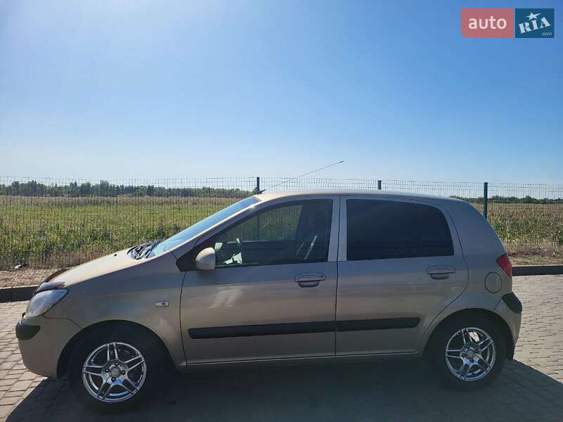 Хэтчбек Hyundai Getz 2010 в Днепре