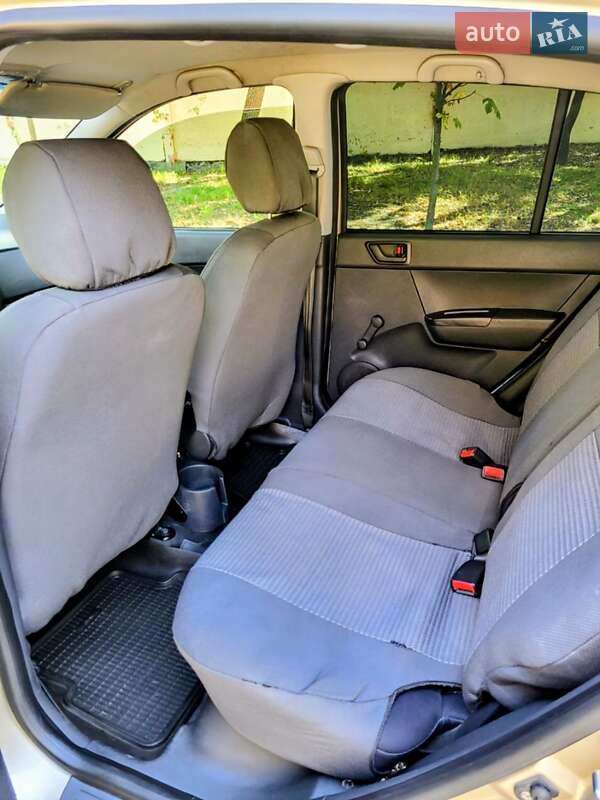 Хэтчбек Hyundai Getz 2010 в Днепре
